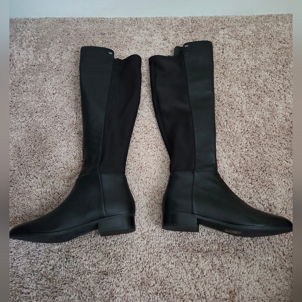 NWOT Micheal Micheal Kors Elegant Black Women's Boots 8M